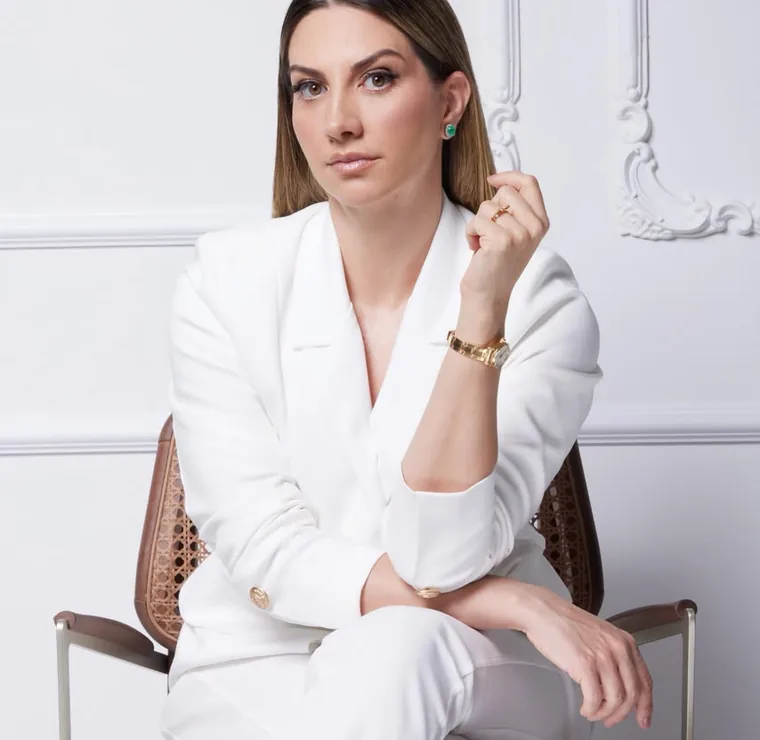 Dra. Danielle Costa Aquino, dermatologista responsável técnica da DermatoDF